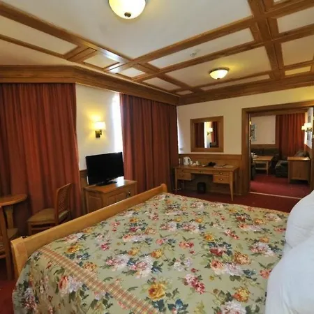 Pirin Golf & Resort 5*